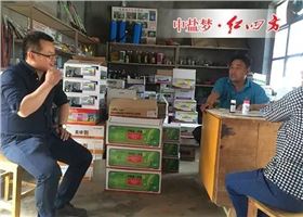 在复合肥市场，不断拜访客户
