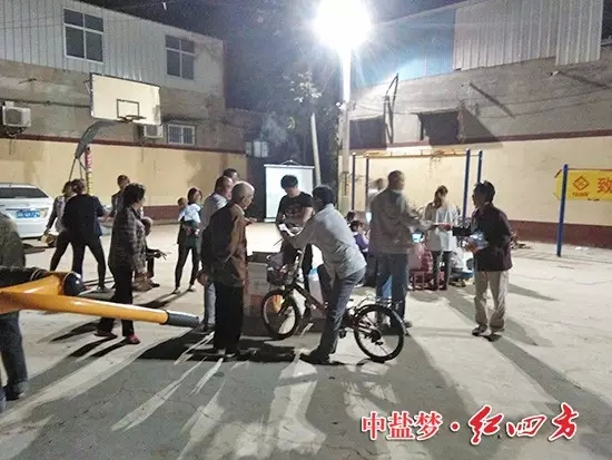 下乡放电影订肥送礼品 下乡放电影订肥送礼品